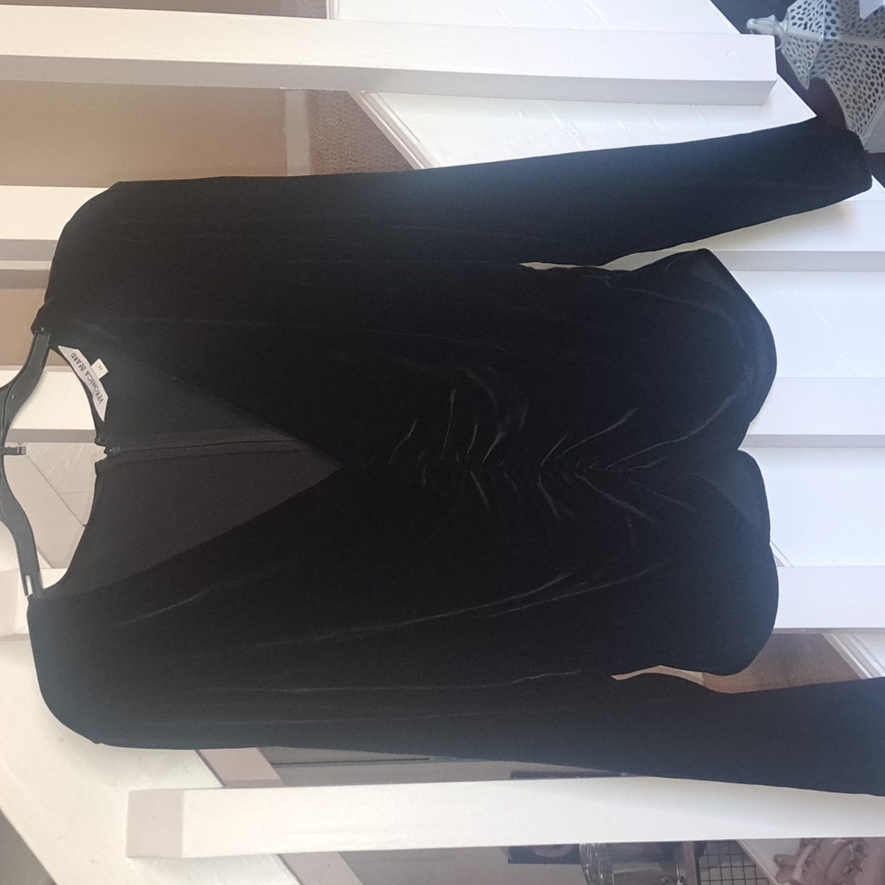 Veronica Beard Pelona Black Stretch Velvet Ruched Long Sleeve VNeck Top 12 EUC - Picture 4 of 7